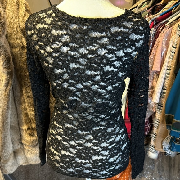 The Limited. Lace full sleeve blouse. Full lace top size L black - Picture 6 of 9